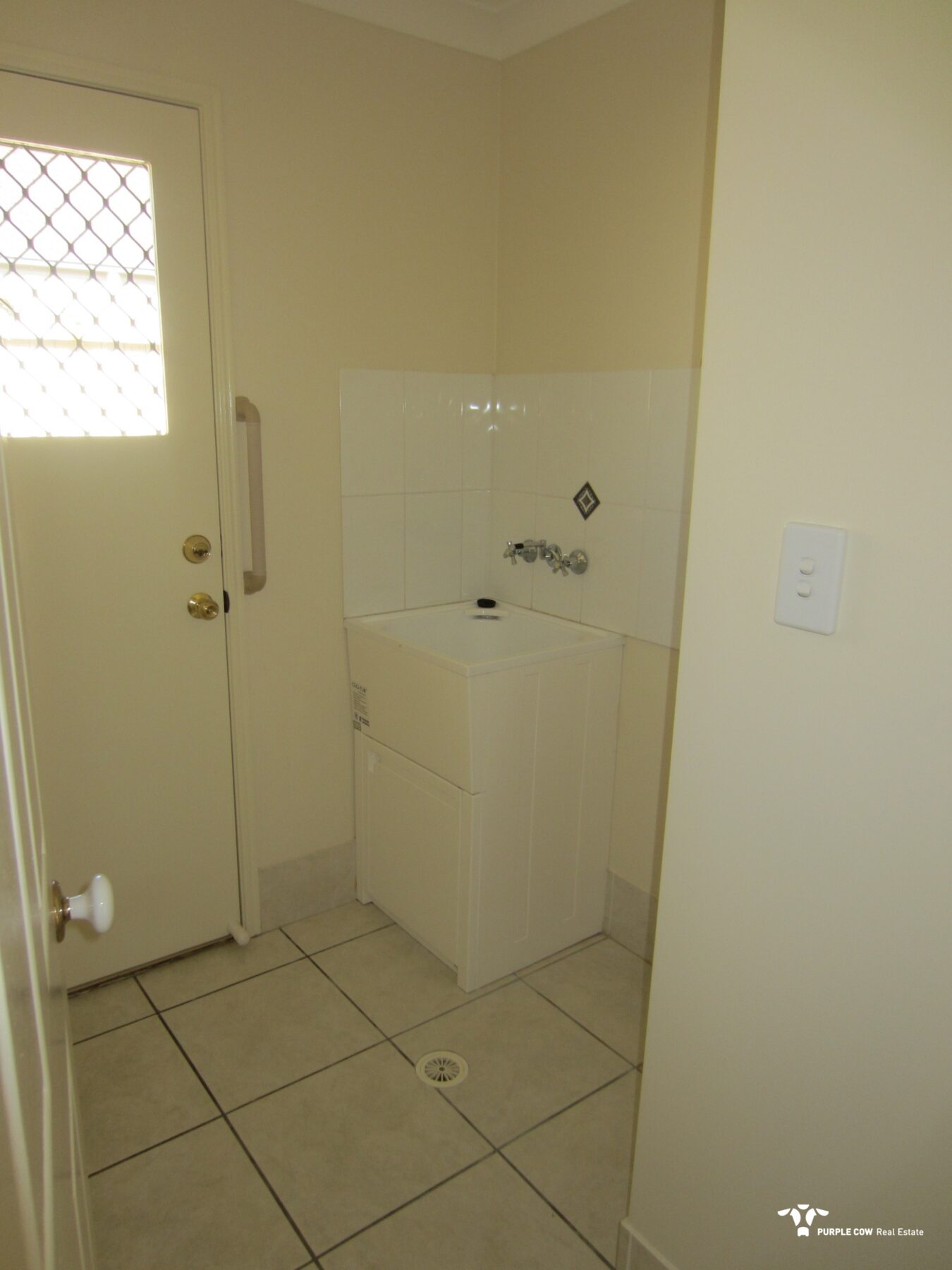 Rental: 10 Jupiter Street, Springfield Lakes, QLD, 4300 photo-11