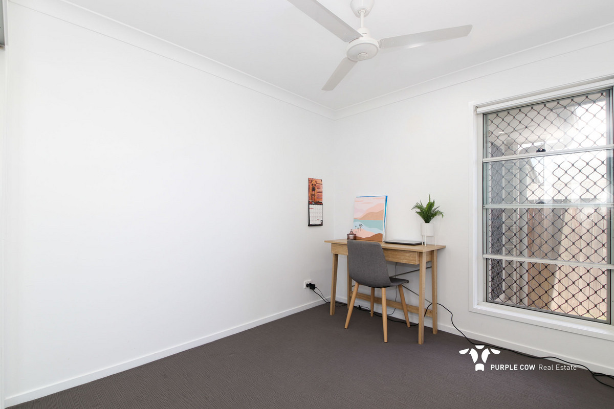 Rental: 12 Abington Street, Spring Mountain, QLD, 4300 photo-10