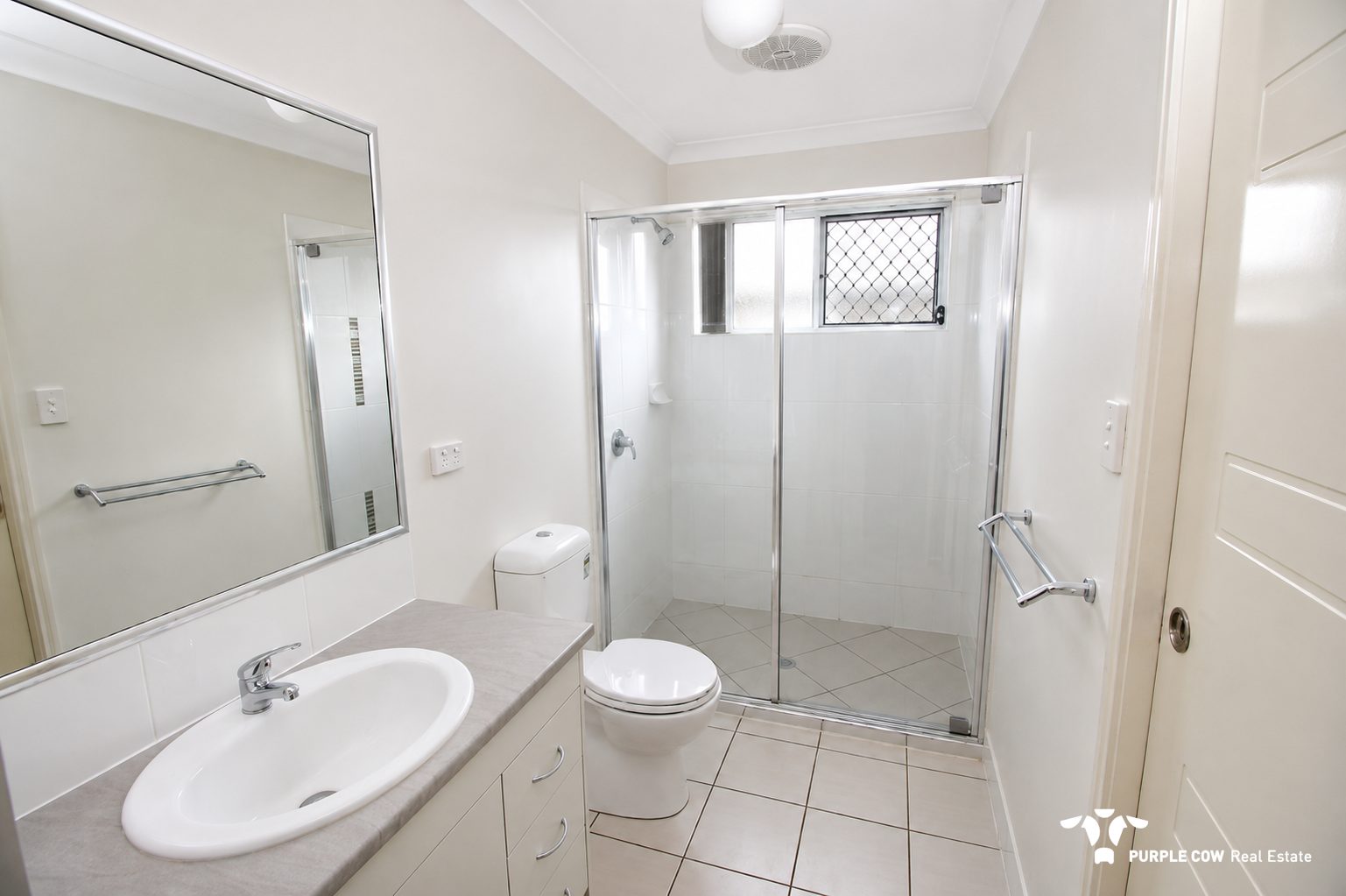 Rental: 2/54 Pendragon Street, Raceview, QLD, 4305 photo-4