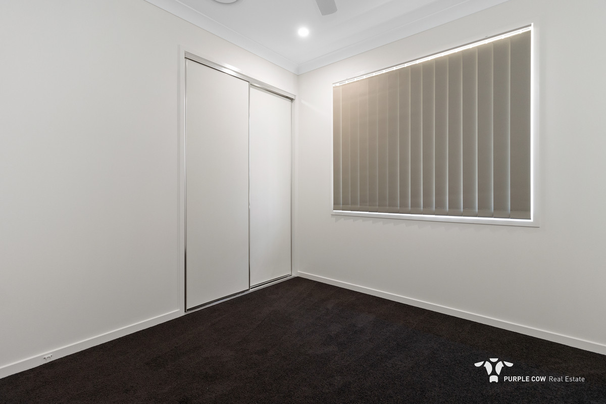 Rental: Spring Mountain, QLD, 4300 photo-6