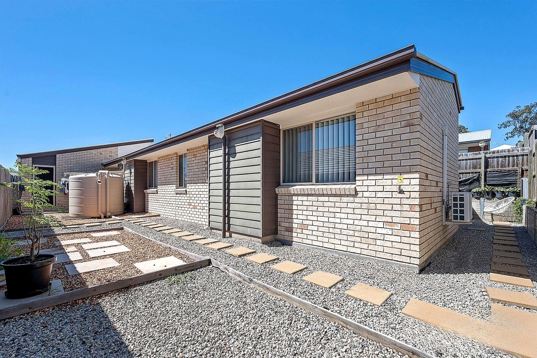 Rental: 20 Francisca Drive, Augustine Heights, QLD, 4300 photo-8