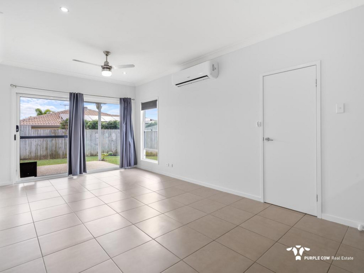 Rental: 17 Grand Canyon Drive, Springfield Lakes, QLD, 4300 photo-1