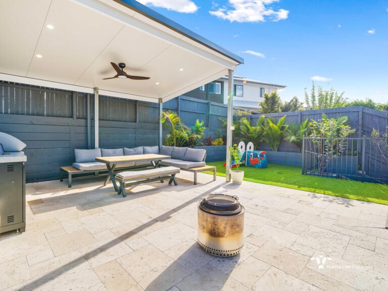 37 Broxburn Circuit, Spring Mountain