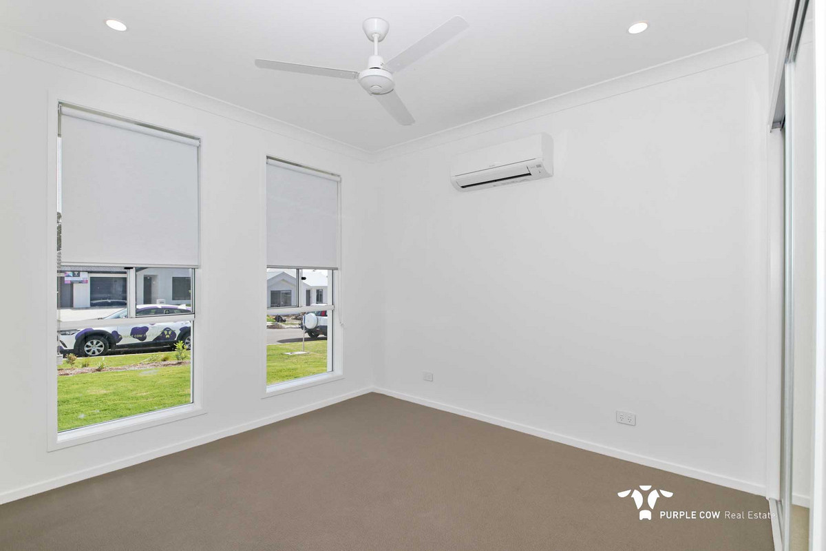 Rental: Redbank Plains, QLD, 4301 photo-10