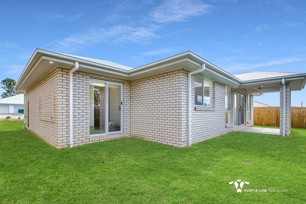 Rental: Redbank Plains, QLD, 4301 photo-13