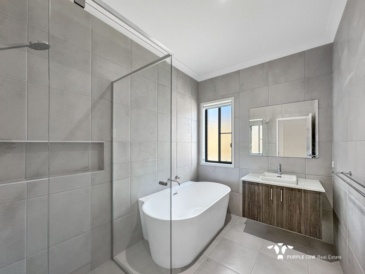 Rental: Plainland, QLD, 4341 photo-4