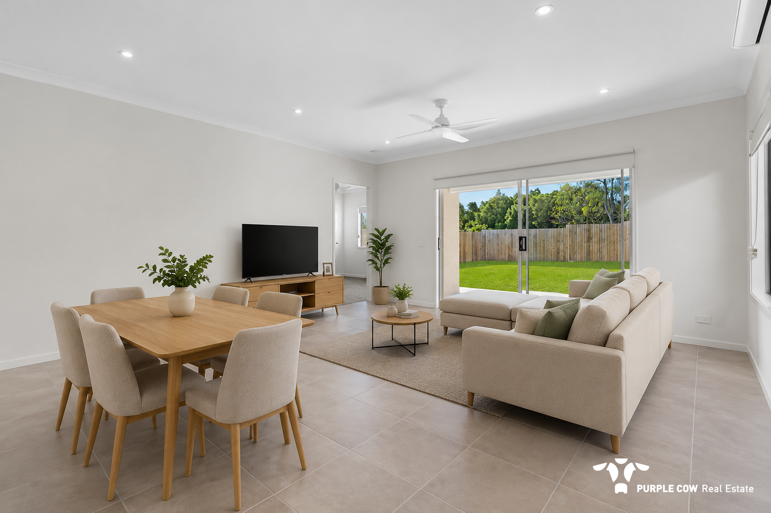 Rental: 11 Hills Crescent, Redbank Plains, QLD, 4301 photo-3