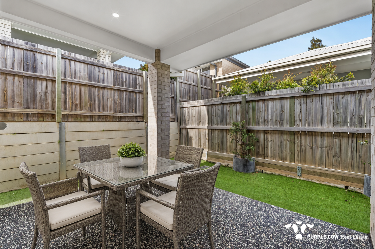 Rental: 13 Finlayson Street, Spring Mountain, QLD, 4300 photo-7