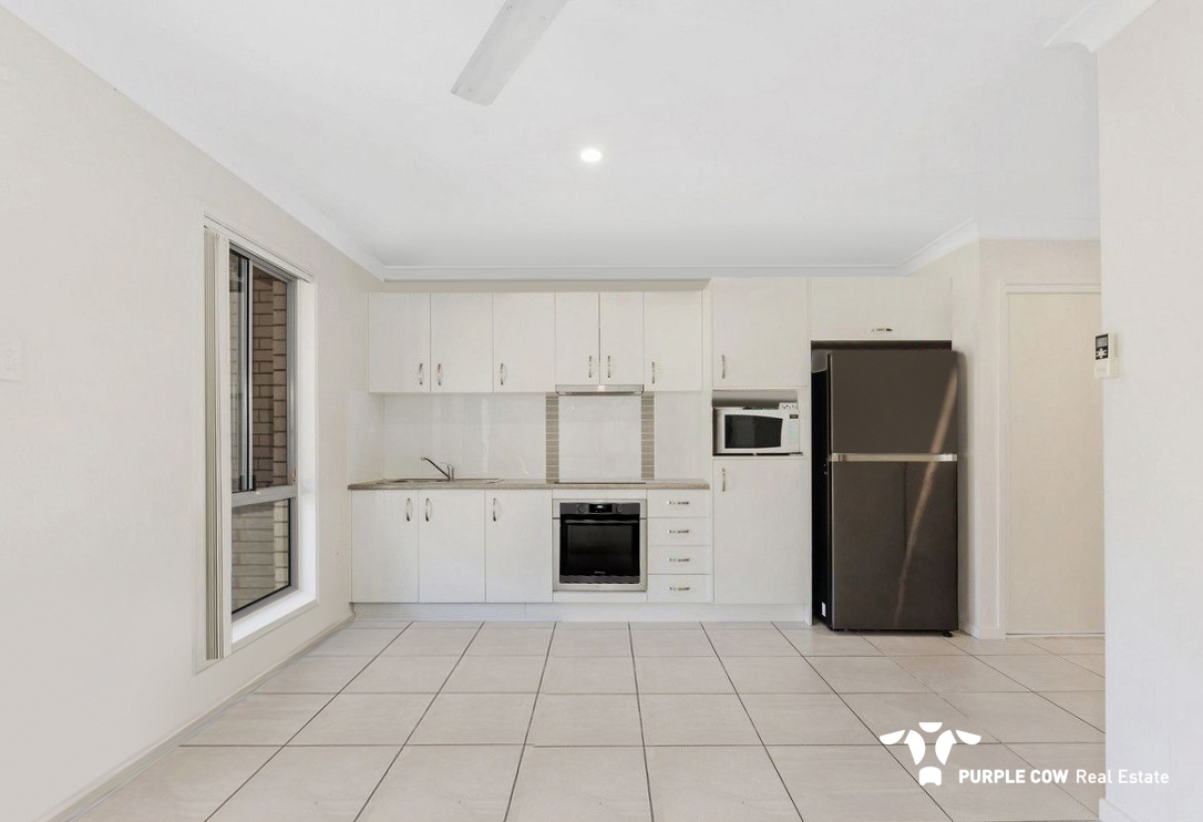 Rental: 1/23 Saint Andrews Drive, Leichhardt, QLD, 4305 photo-4
