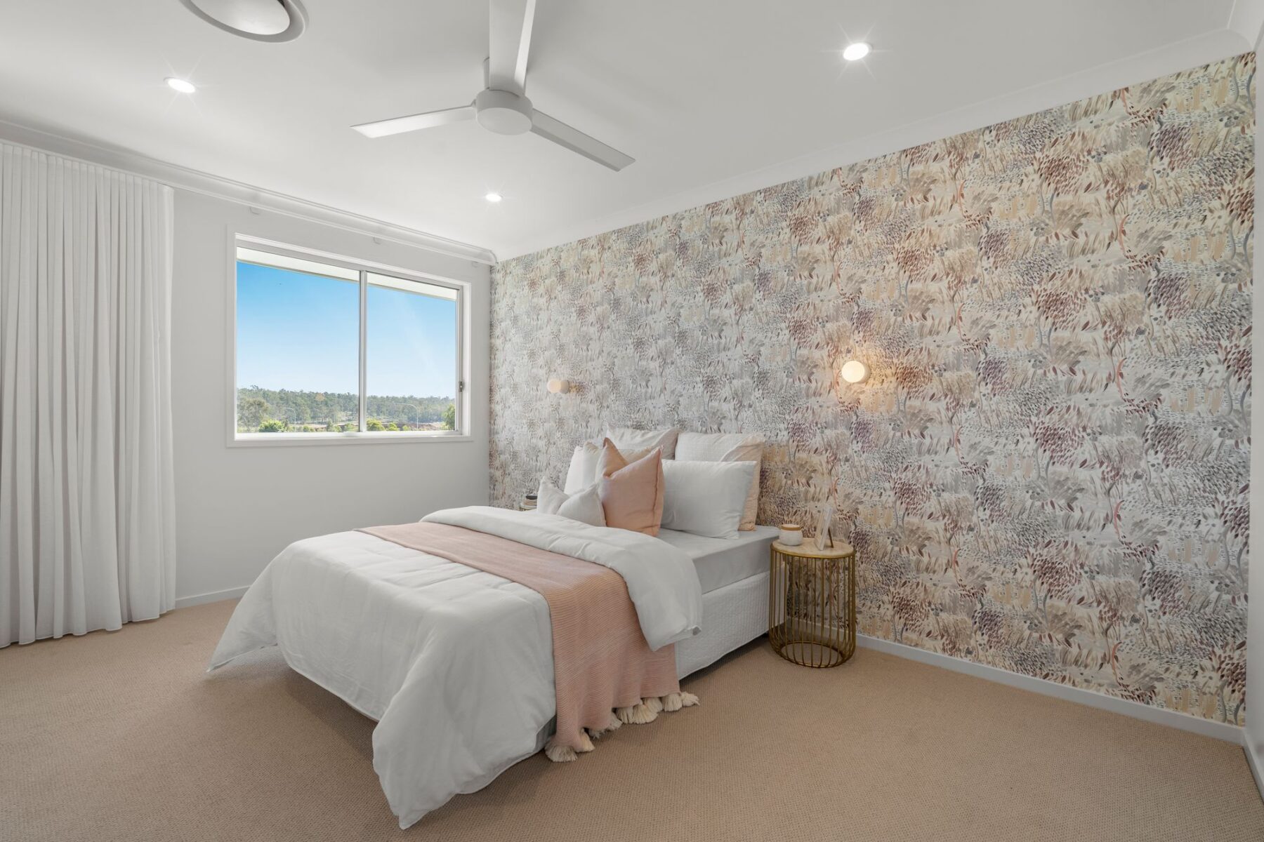 Rental: 2 Peterson Way, White Rock, QLD, 4306 photo-12