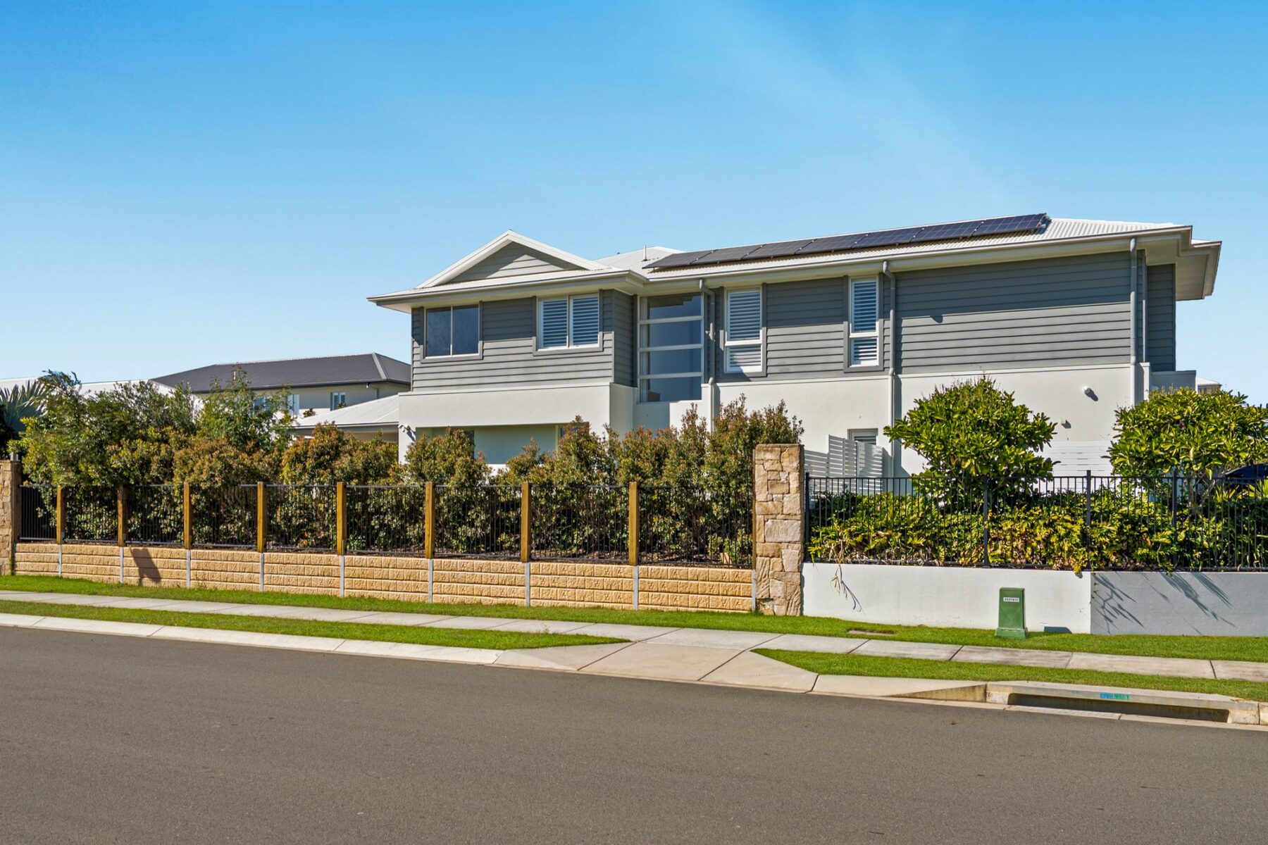 Rental: 2 Peterson Way, White Rock, QLD, 4306 photo-17