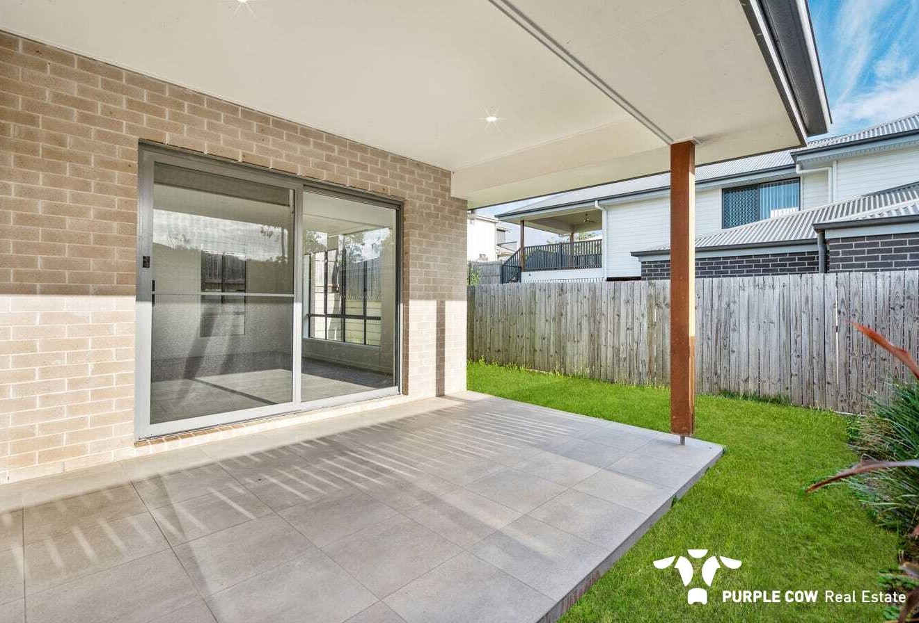 Rental: 3 Abington Street, Spring Mountain, QLD, 4300 photo-7