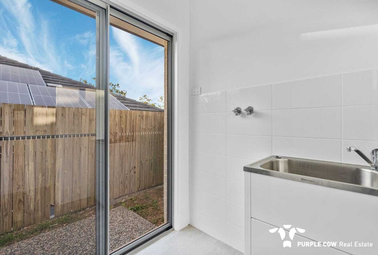 Rental: 3 Abington Street, Spring Mountain, QLD, 4300 photo-11