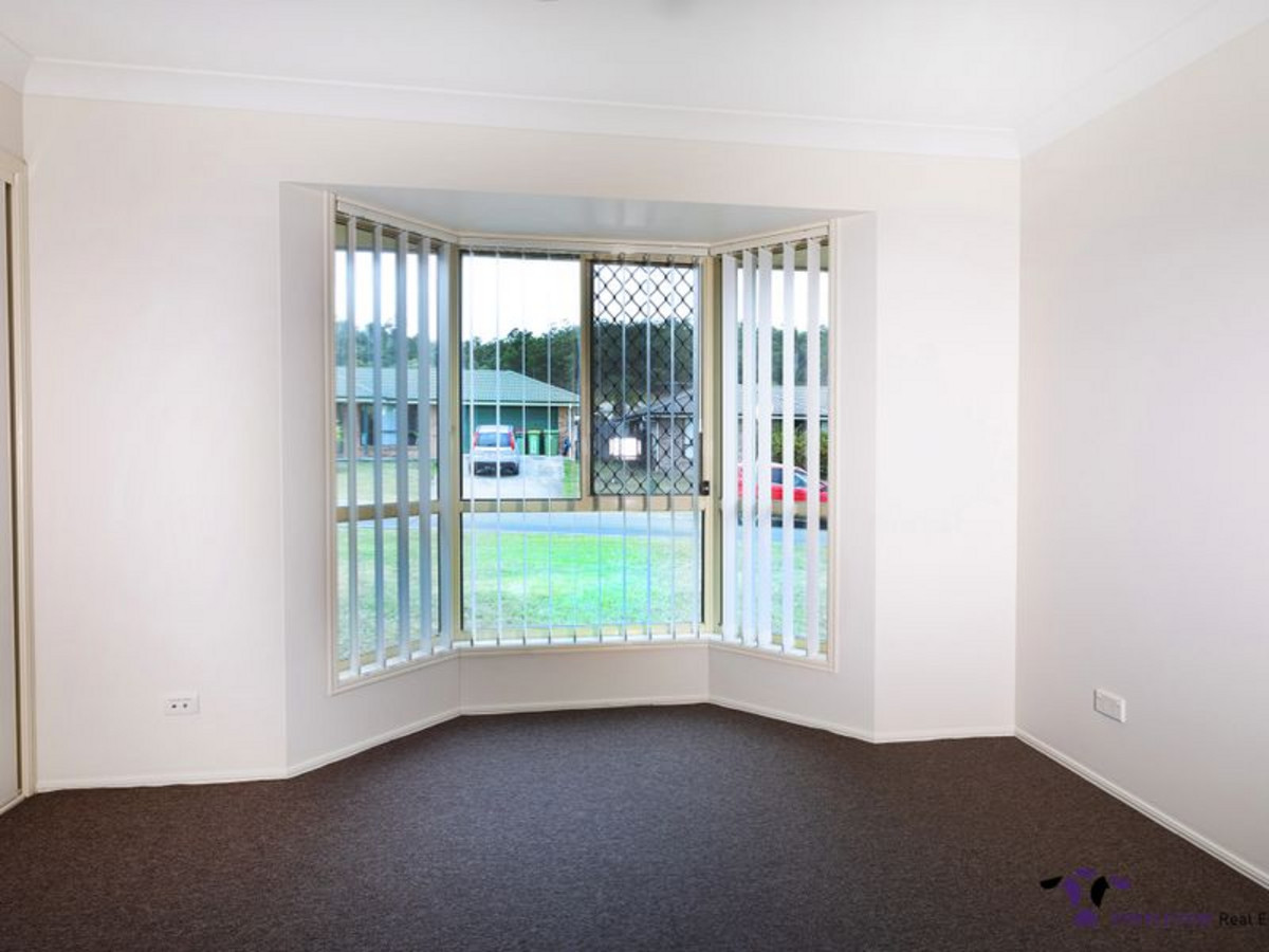 Rental: 4 Barambah Court, Redbank Plains, QLD, 4301 photo-8