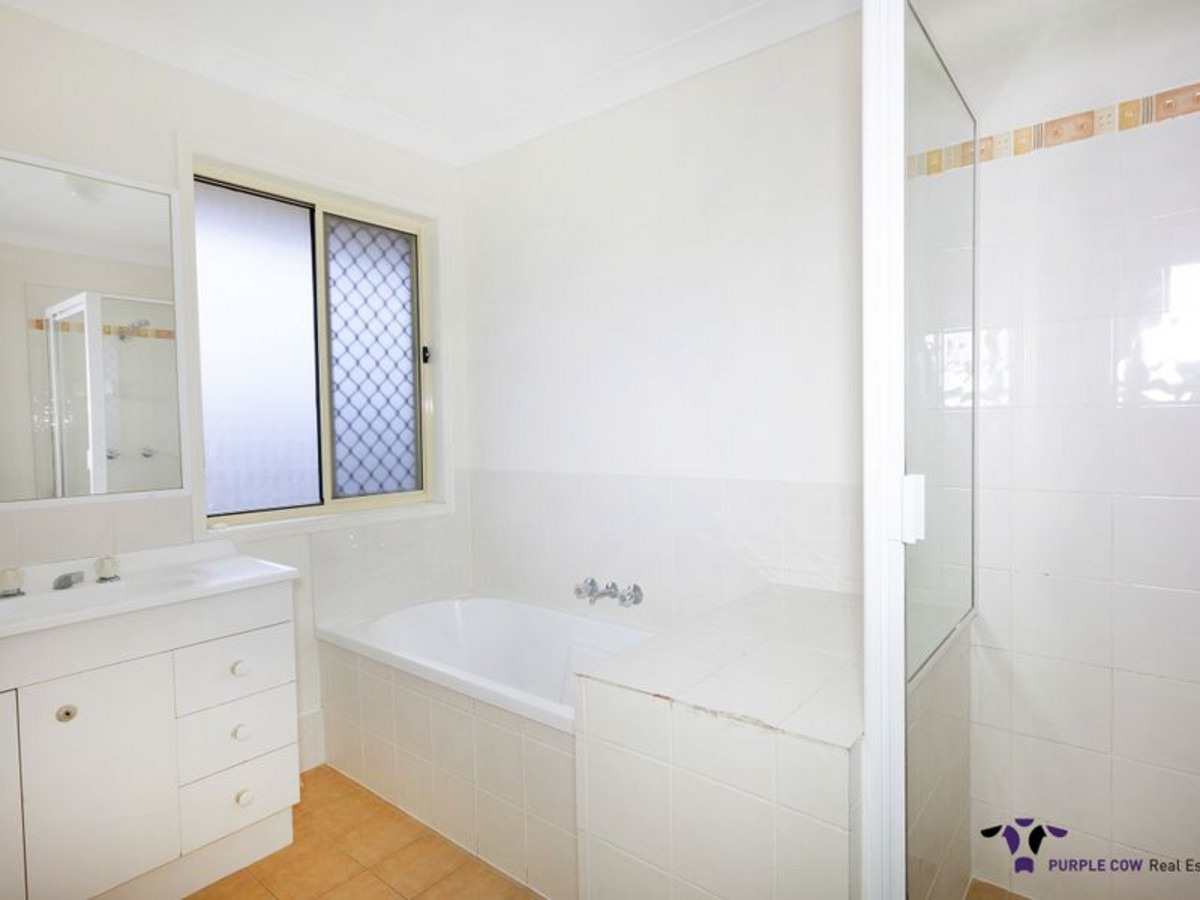 Rental: 4 Barambah Court, Redbank Plains, QLD, 4301 photo-11