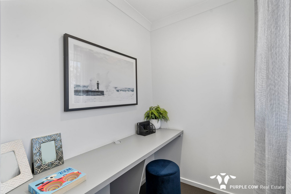 Rental: 23 Foley Way, White Rock, QLD, 4306 photo-16