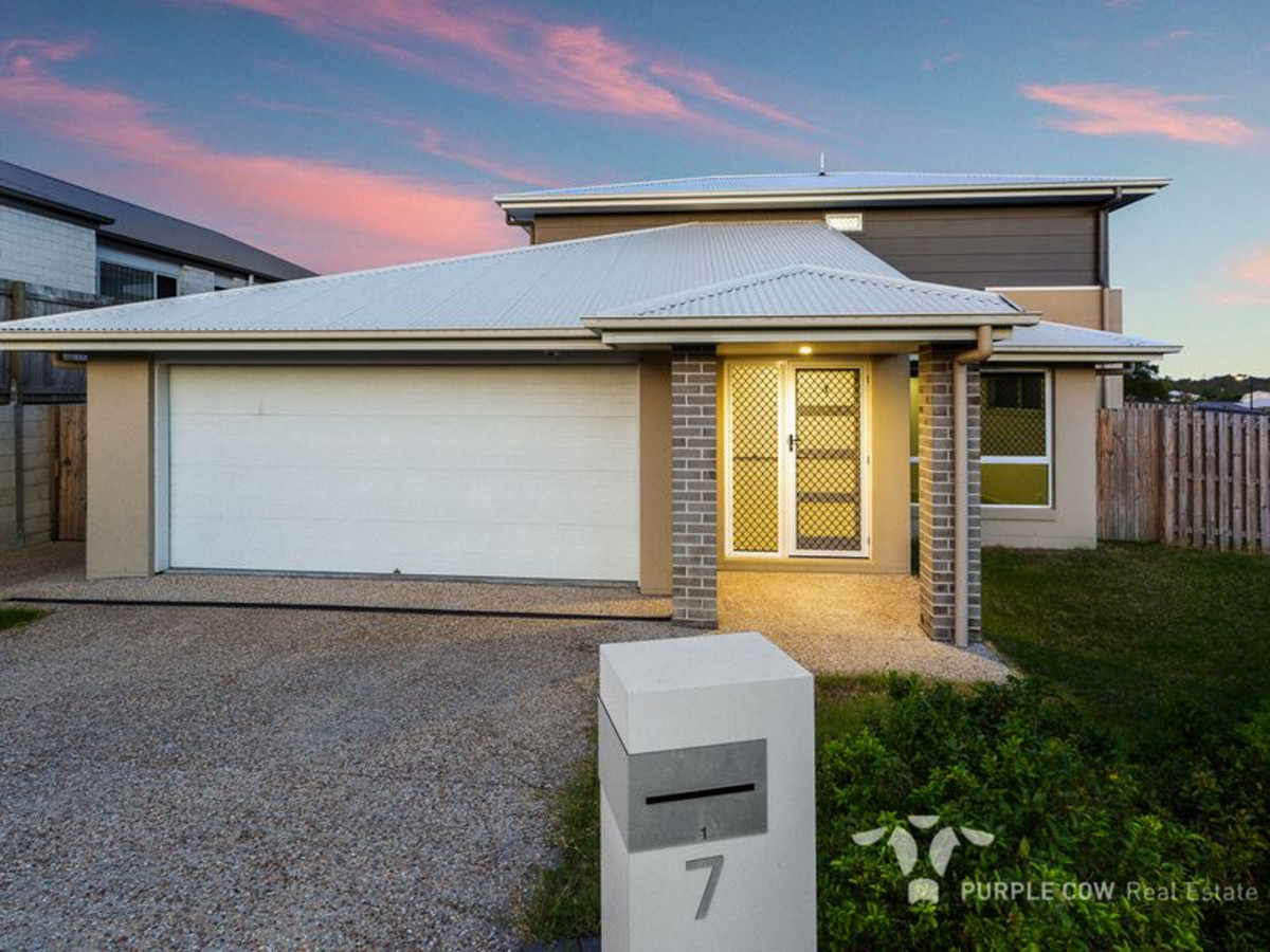 Rental: 7 Trinity Crescent, Springfield Lakes, QLD, 4300 photo-1