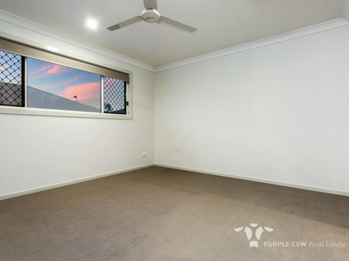 Rental: 7 Trinity Crescent, Springfield Lakes, QLD, 4300 photo-7