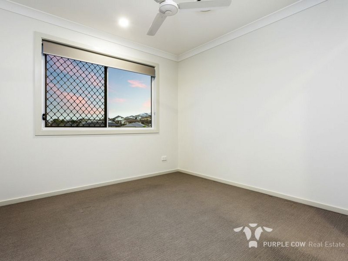 Rental: 7 Trinity Crescent, Springfield Lakes, QLD, 4300 photo-9