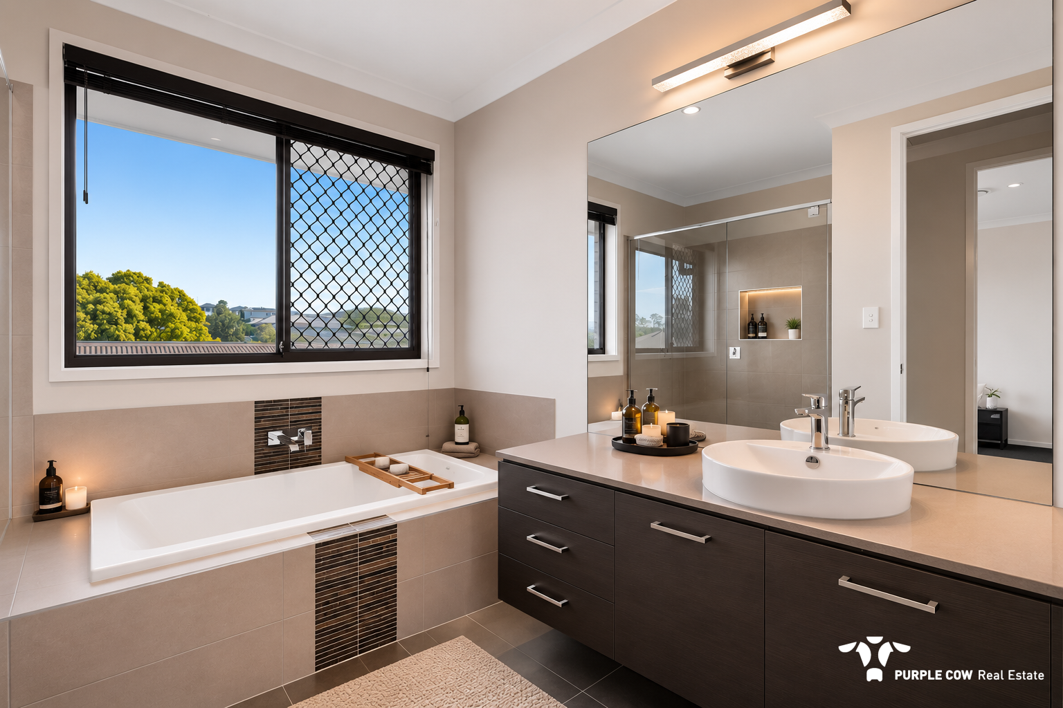 Rental: 39 New York Way, Spring Mountain, QLD, 4300 photo-7