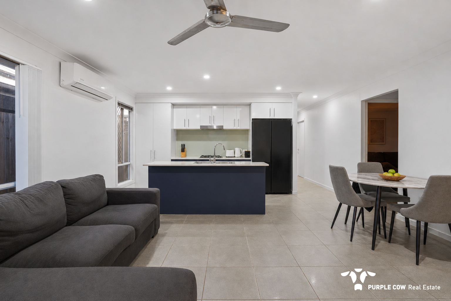 Rental: 140 Joy Chambers Circuit, Ripley, QLD, 4306 photo-3