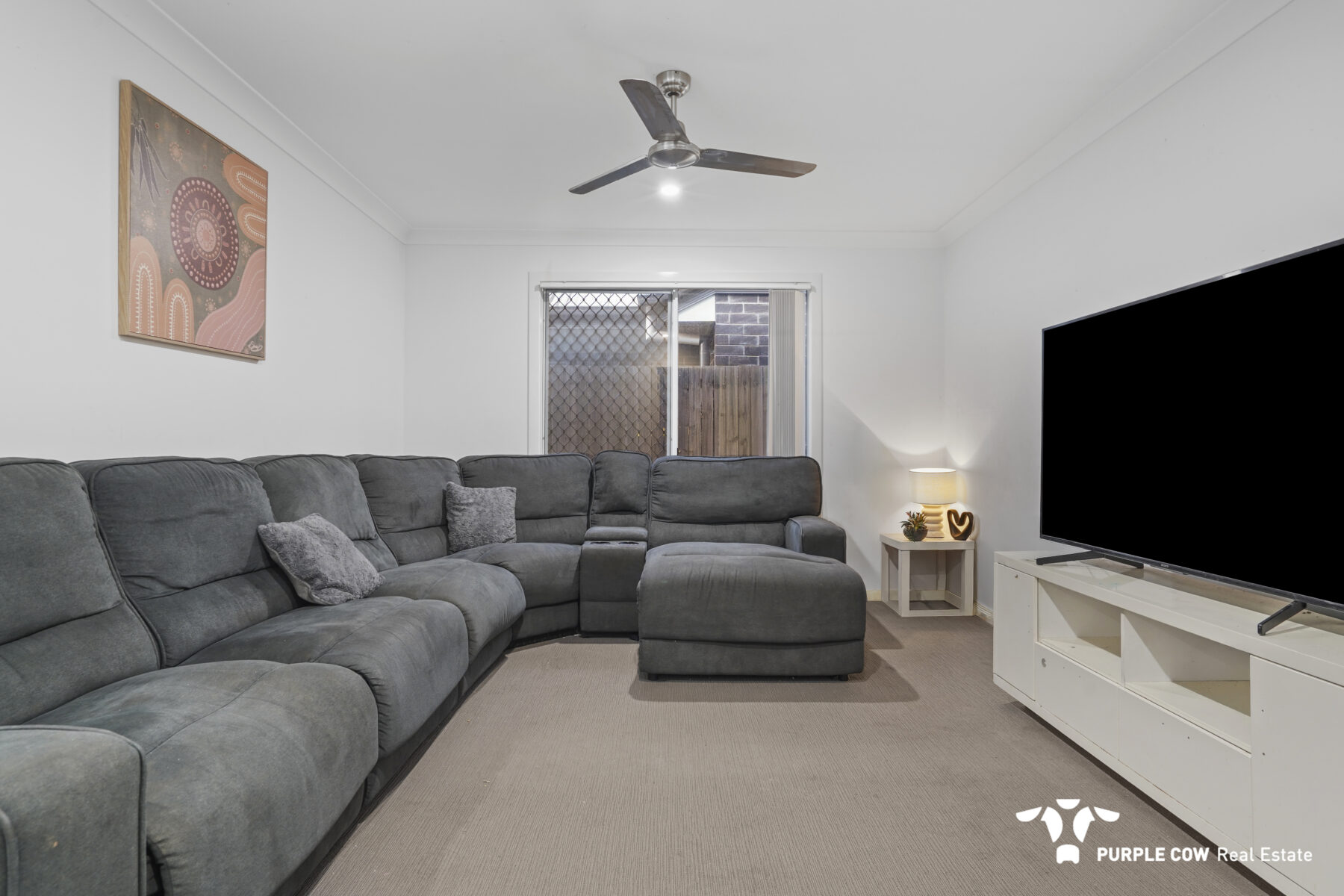 Rental: 140 Joy Chambers Circuit, Ripley, QLD, 4306 photo-7