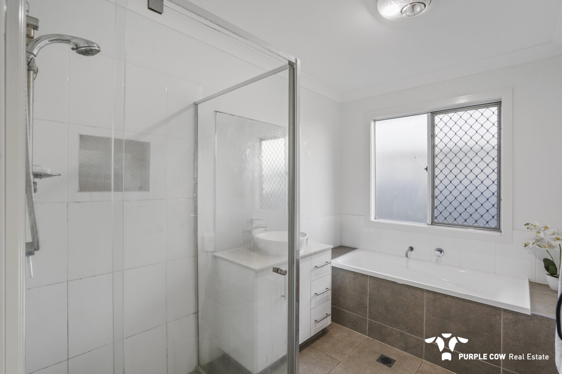 Rental: 140 Joy Chambers Circuit, Ripley, QLD, 4306 photo-9
