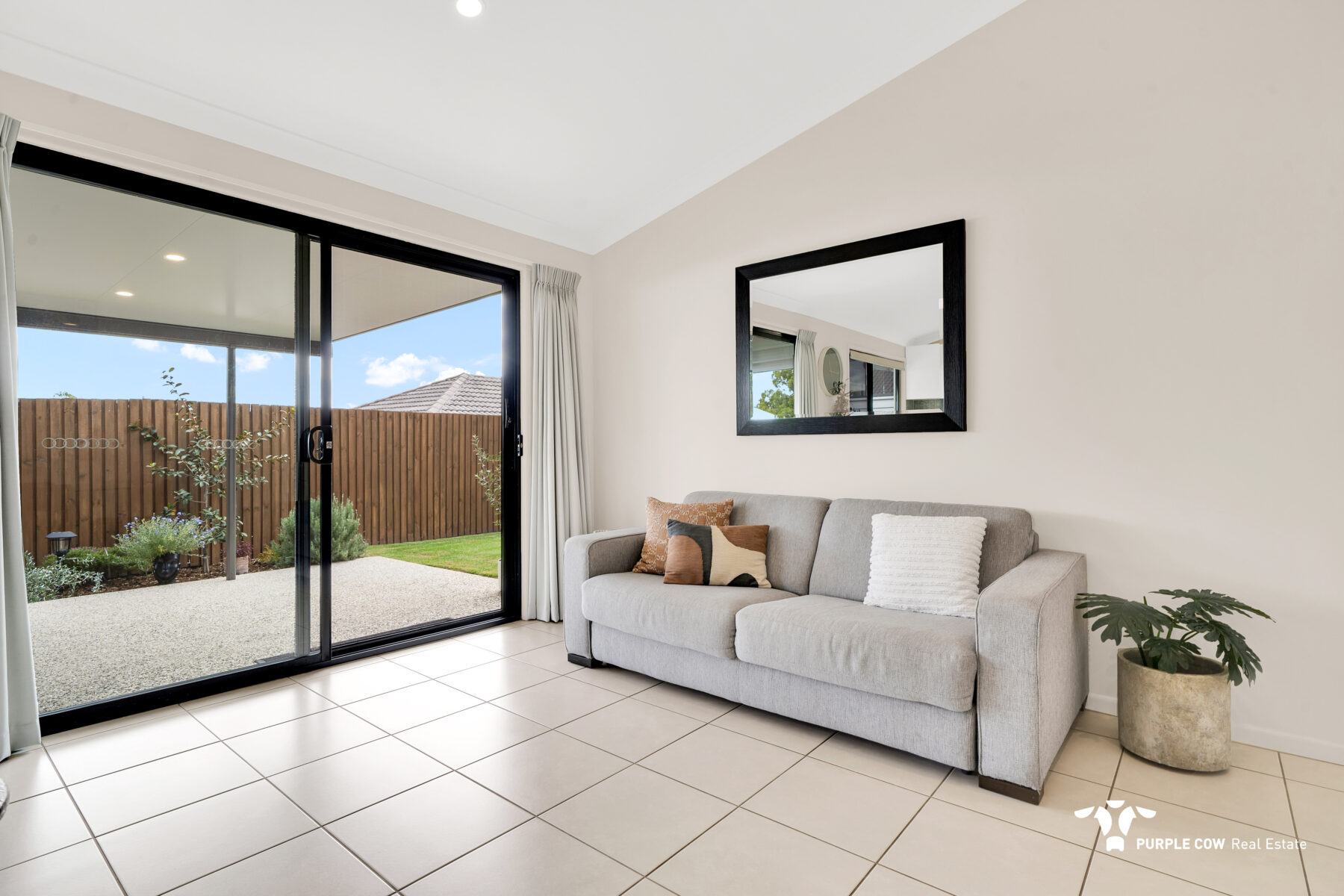 Rental: Springfield Lakes, QLD, 4300 photo-5
