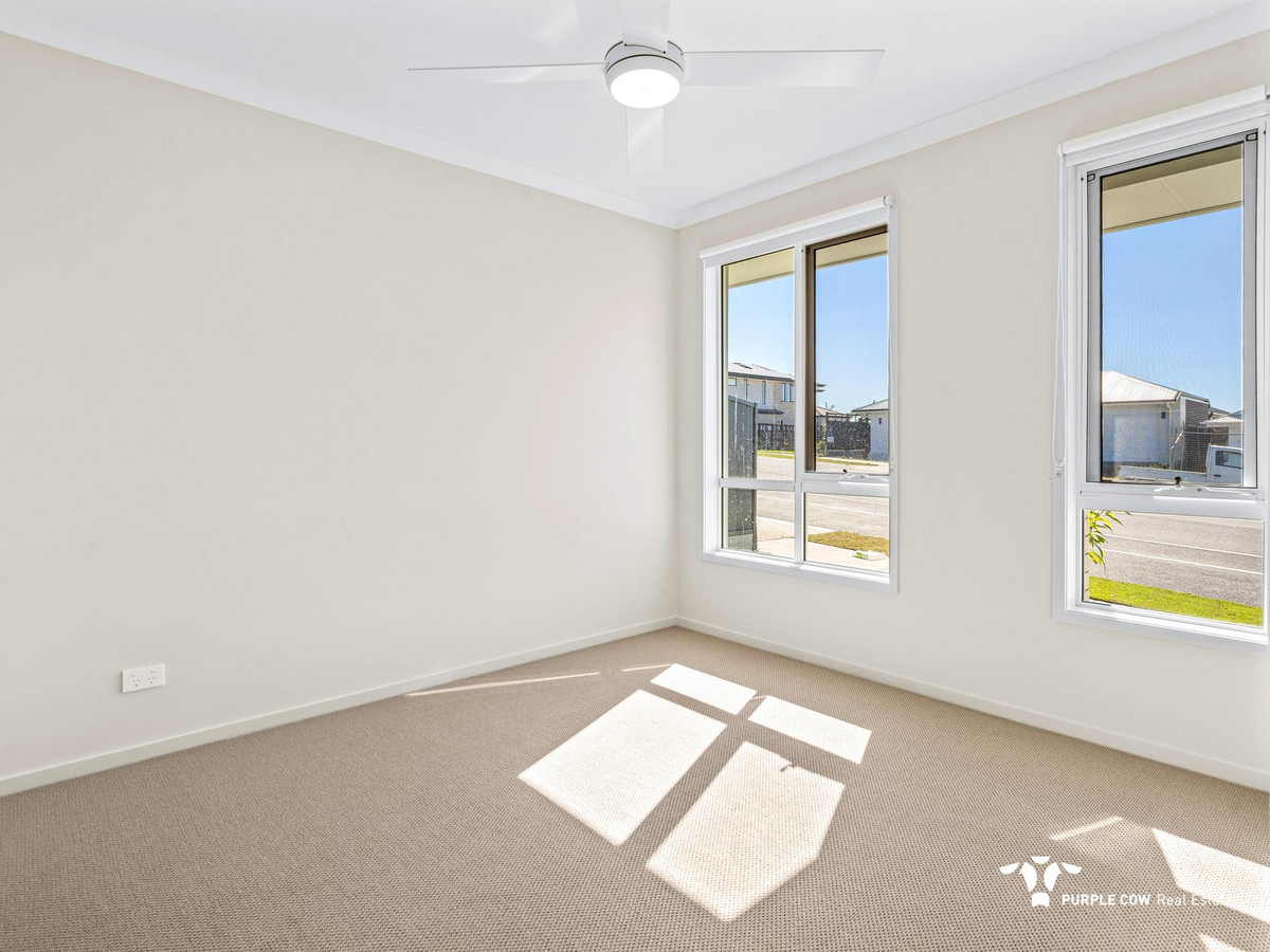 Rental: 167 Greenview Avenue, White Rock, QLD, 4306 photo-5