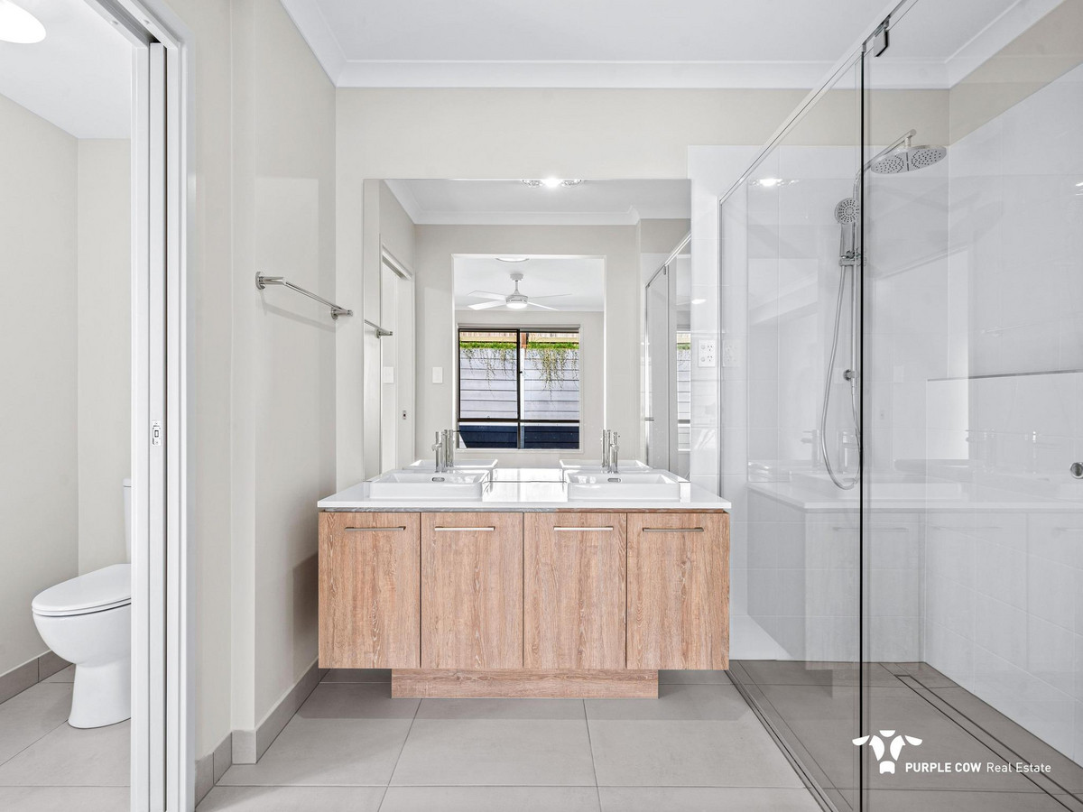 Rental: 167 Greenview Avenue, White Rock, QLD, 4306 photo-10
