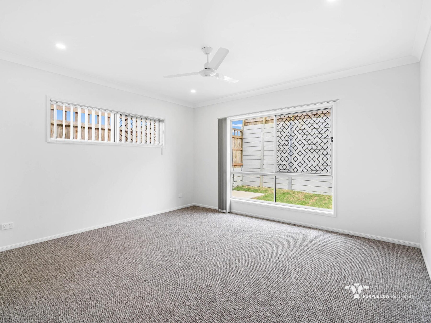 Rental: 26 Florida Crescent, Spring Mountain, QLD, 4300 photo-10