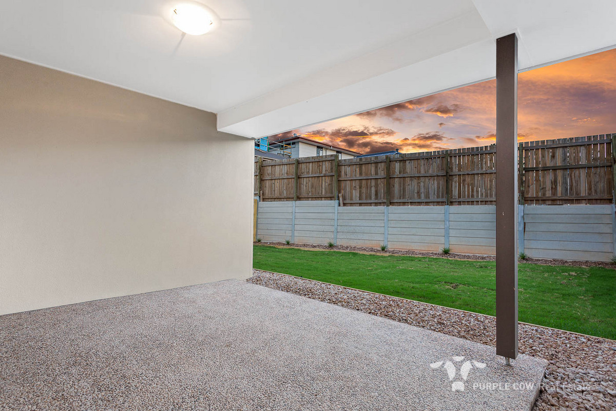 Rental: Spring Mountain, QLD, 4300 photo-11