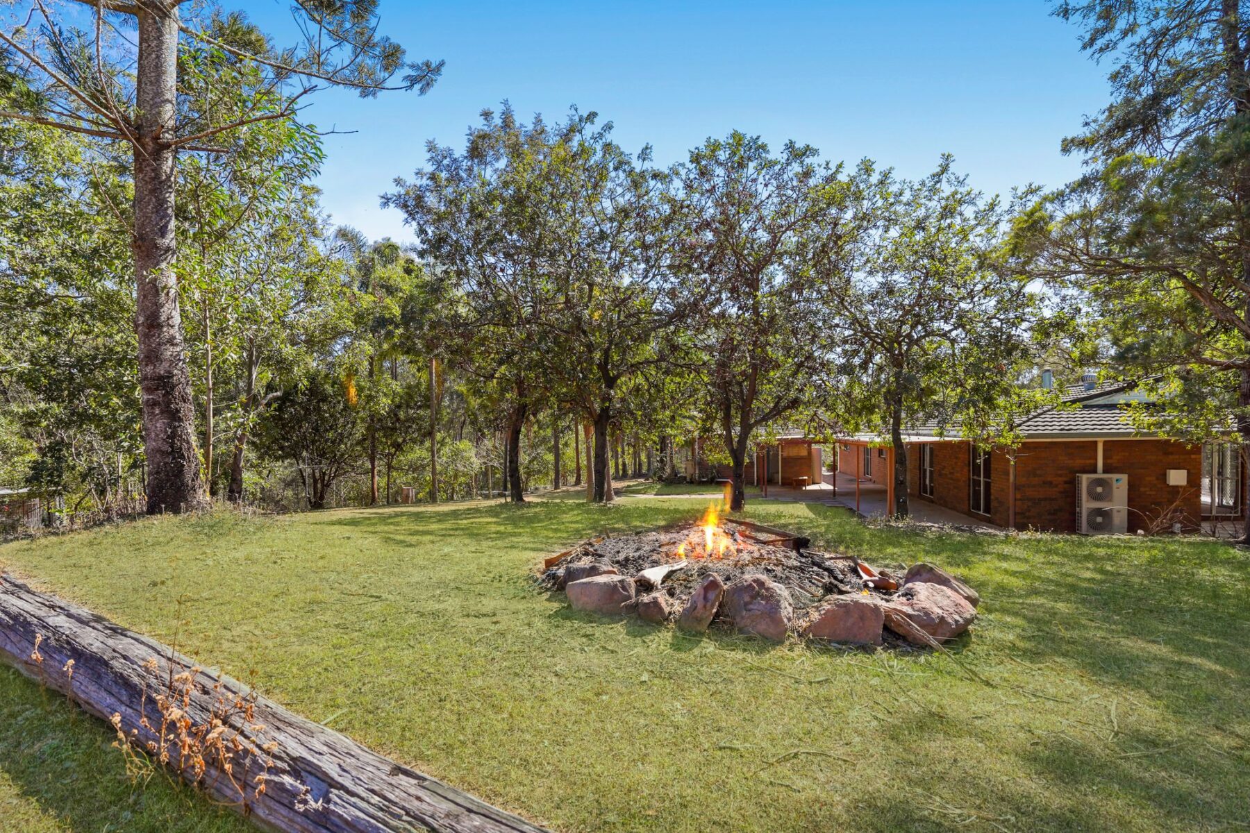 Rental: Redbank Plains, QLD, 4301 photo-16