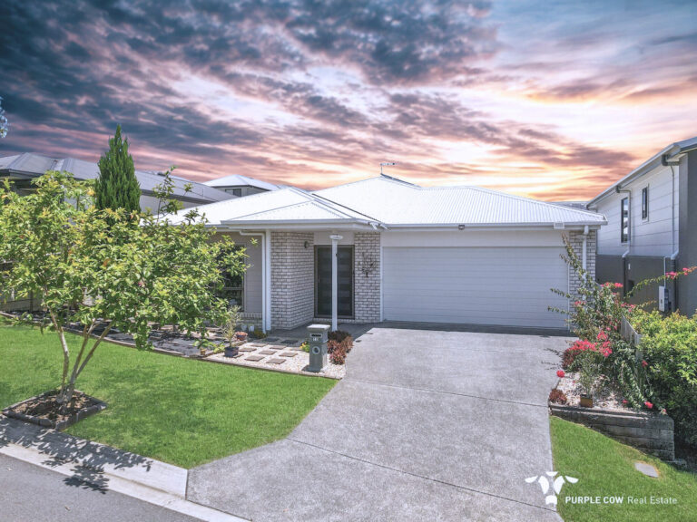 10 Brampton Crescent, Springfield Lakes