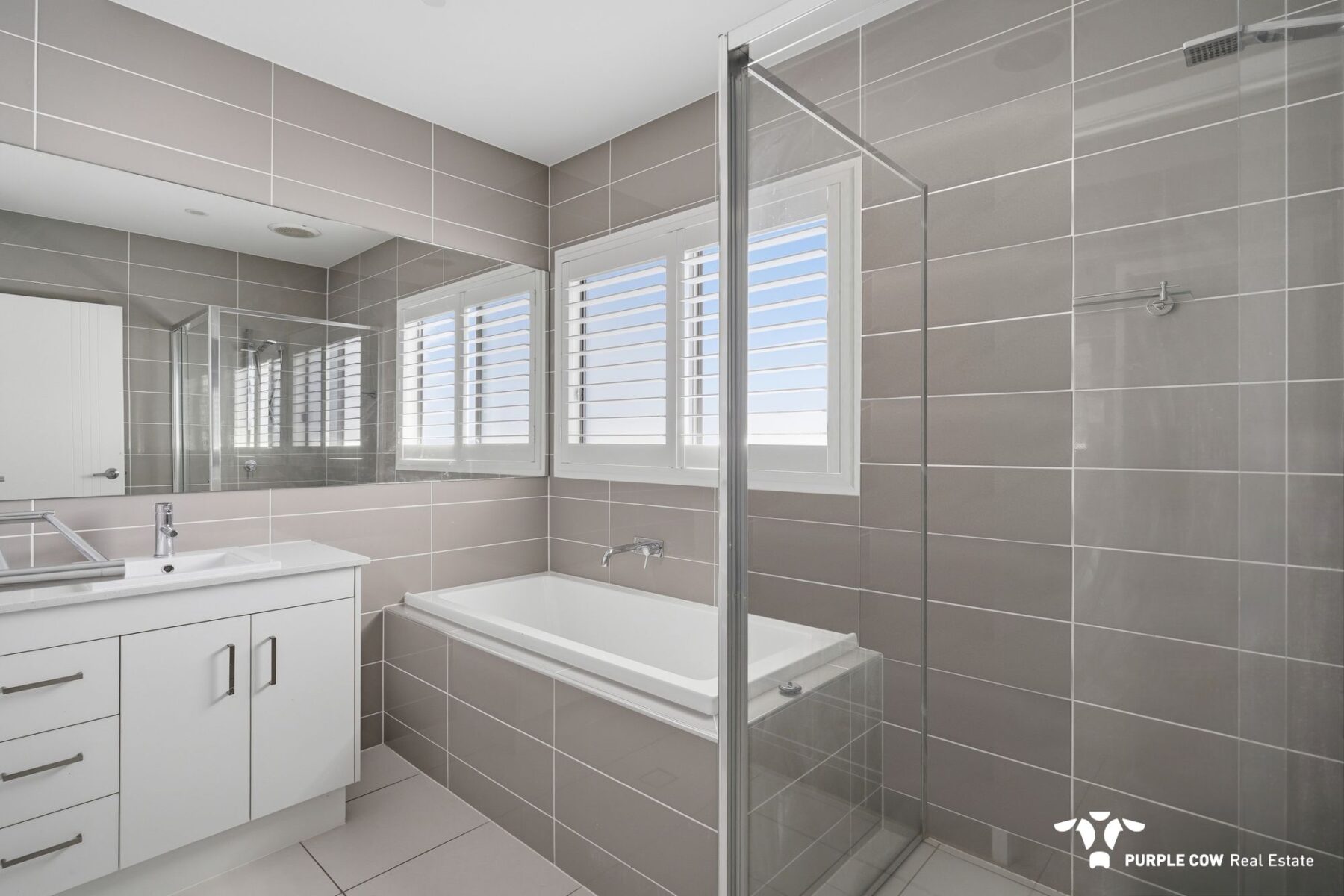 Rental: Spring Mountain, QLD, 4300 photo-7