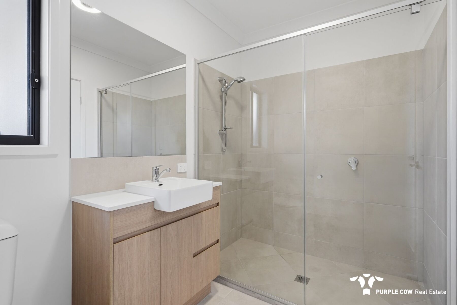 Rental: Ripley, QLD, 4306 photo-4