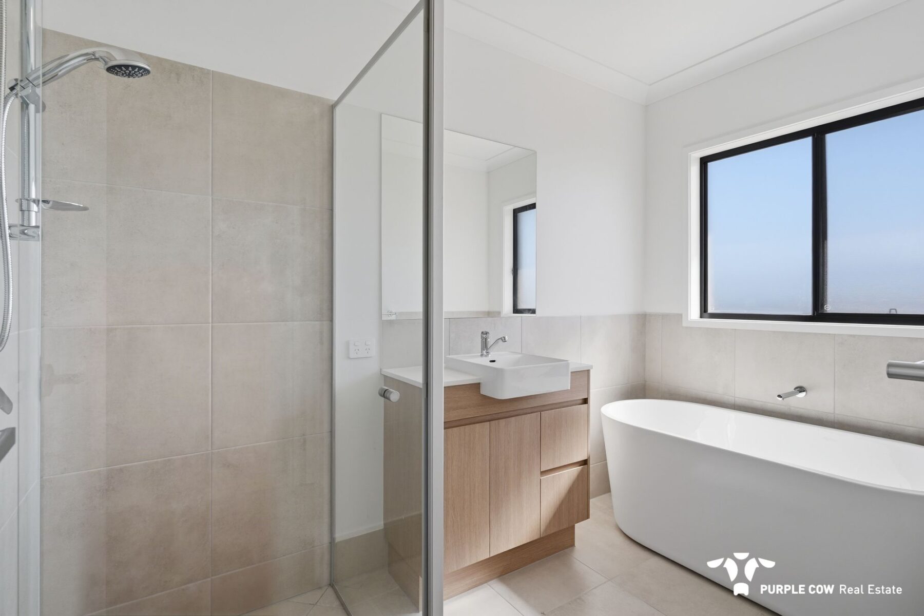 Rental: Ripley, QLD, 4306 photo-6