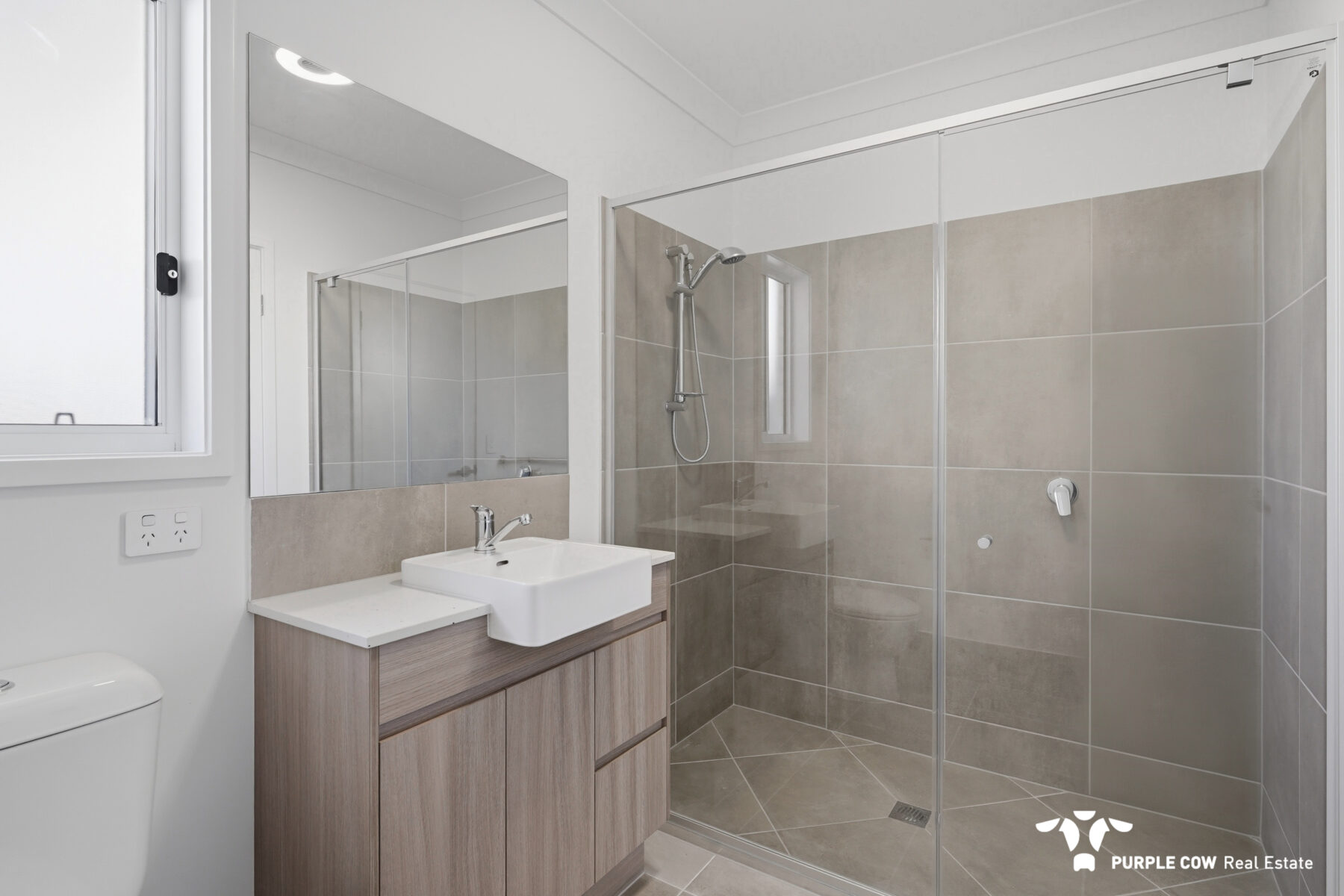 Rental: Ripley, QLD, 4306 photo-4