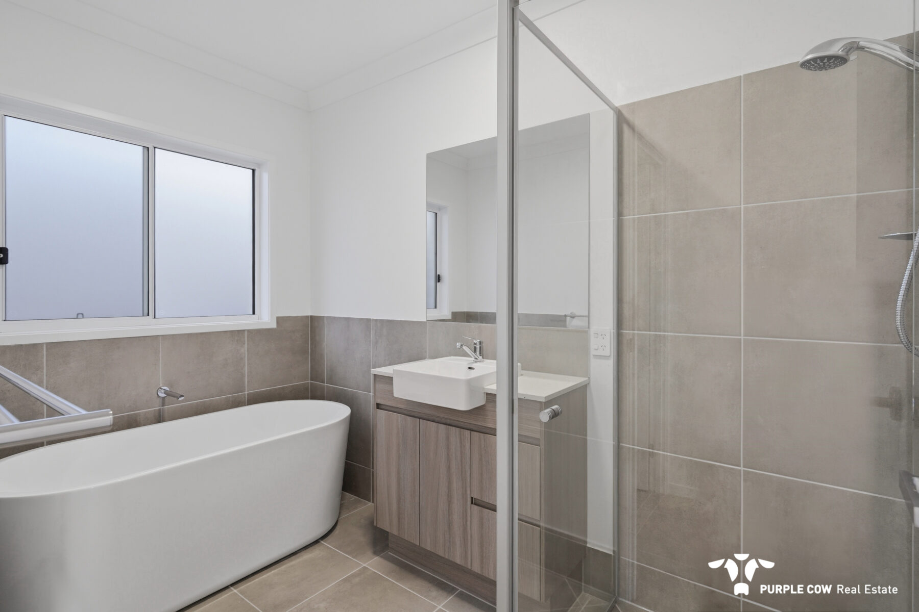 Rental: Ripley, QLD, 4306 photo-6