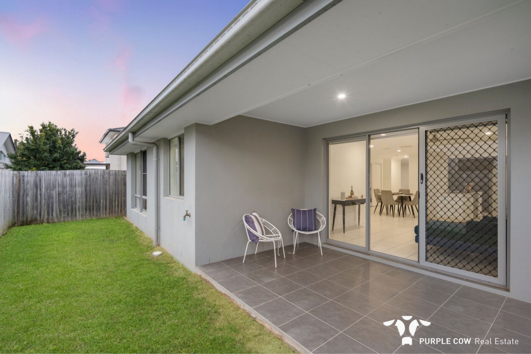 Property: 13 Splendid Close, Pallara, Qld, 4110 photo-2