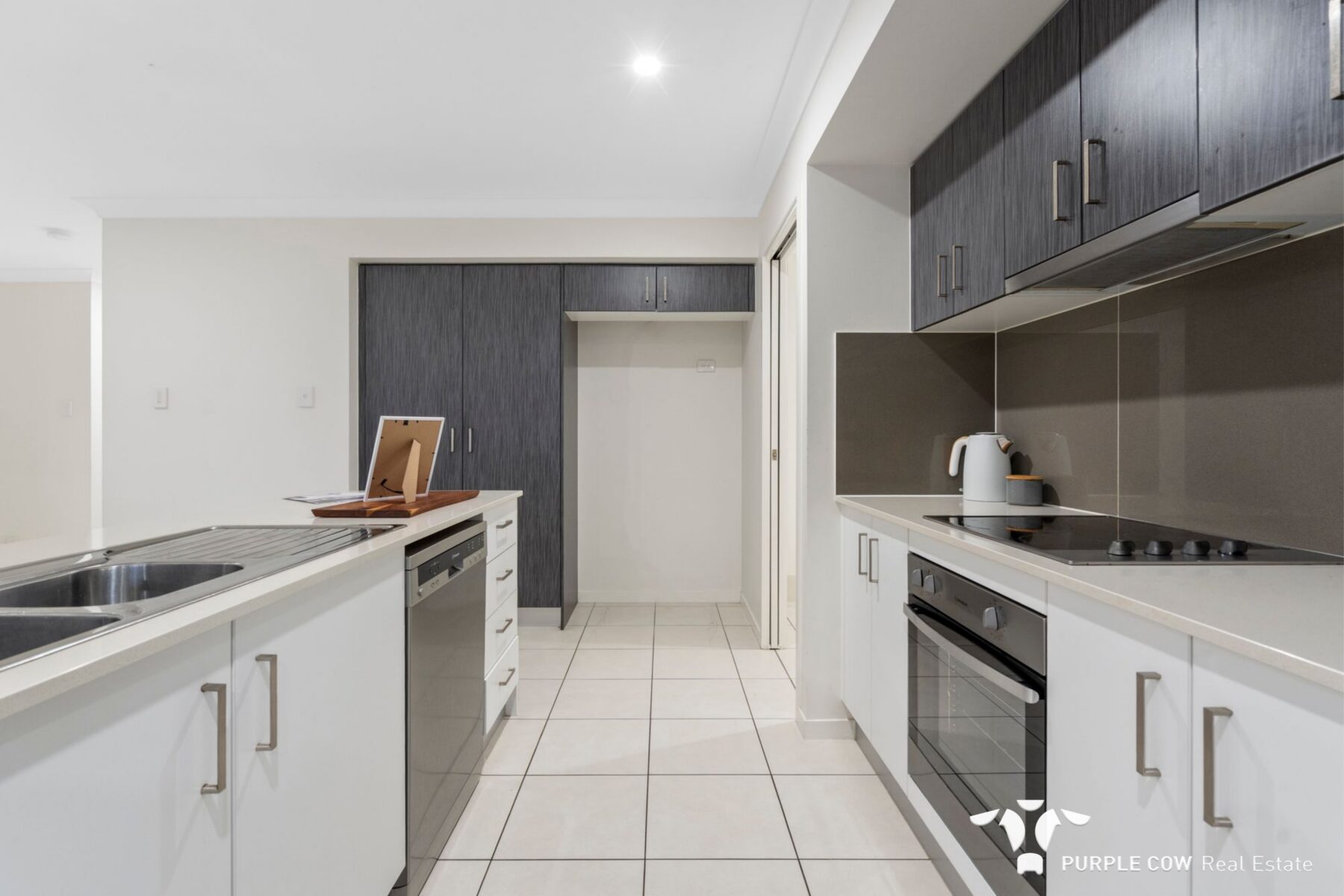 Property: 13 Splendid Close, Pallara, Qld, 4110 photo-5