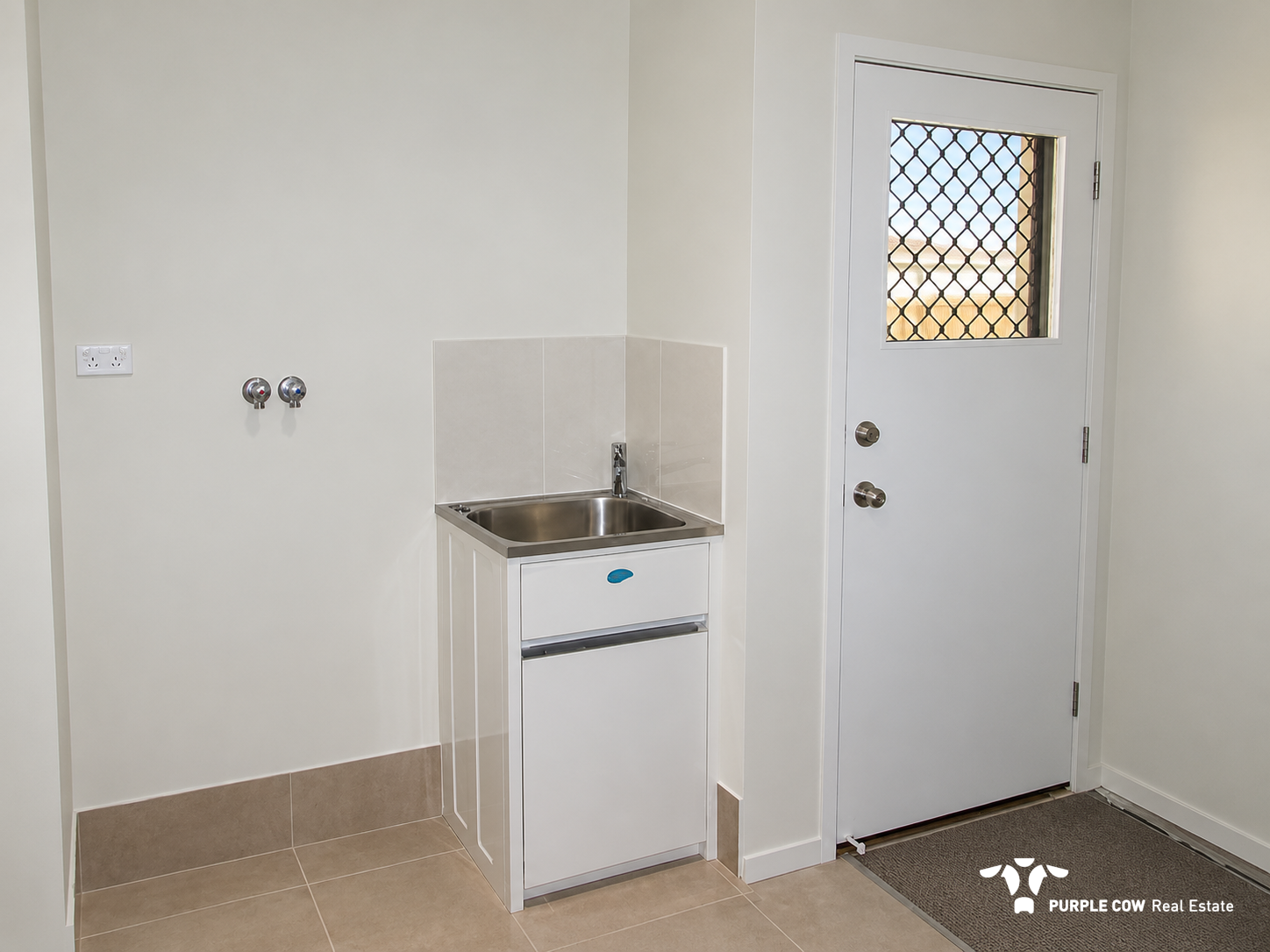 Rental: 29 Grindelia Drive, Springfield Lakes, QLD, 4300 photo-8