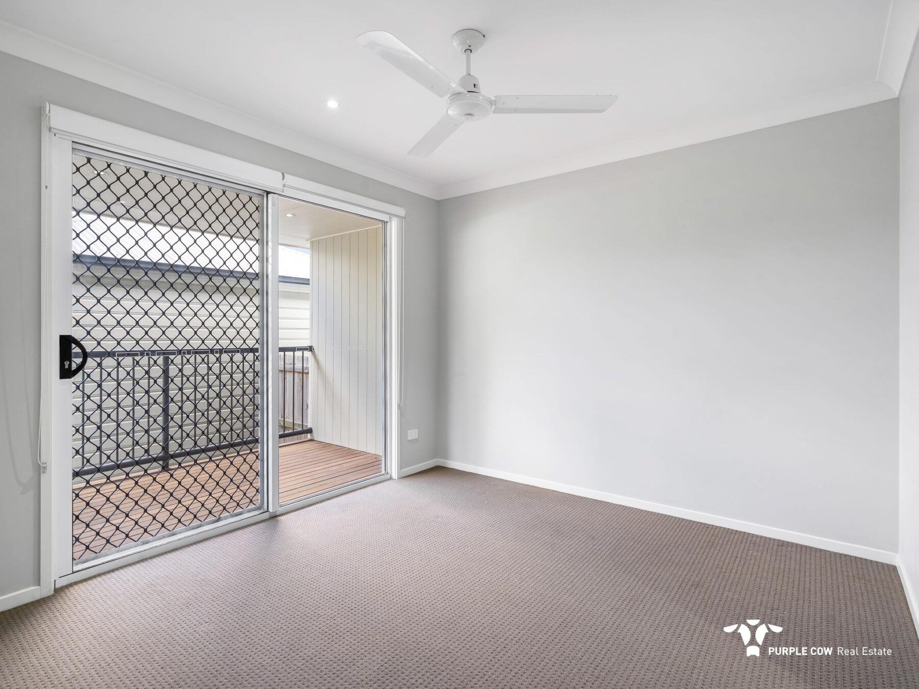 Property: 4 Lacy Place, Bundamba, QLD, 4304 photo-17