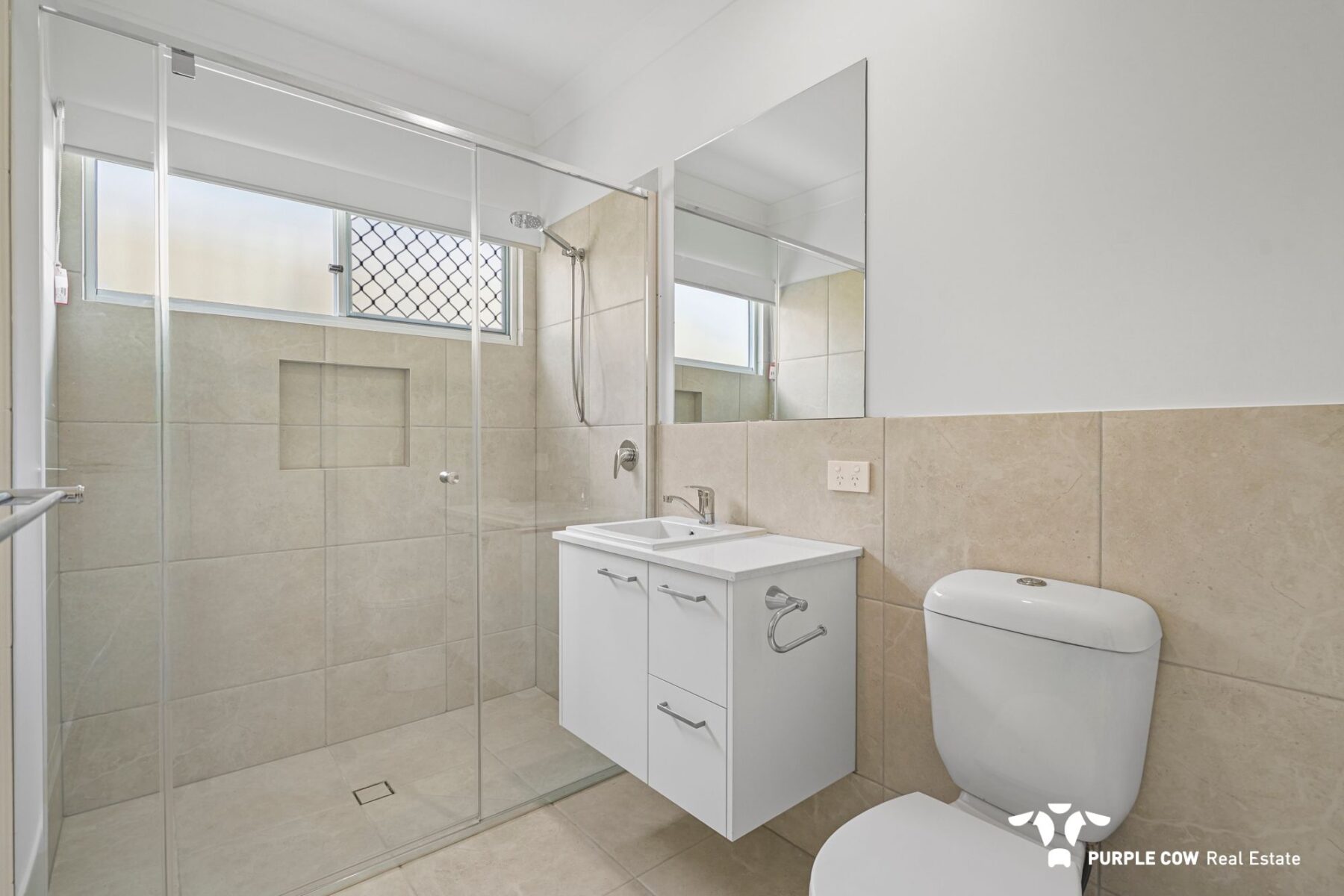Rental: 2/9 Hymn Street, Narangba, QLD, 4504 photo-5