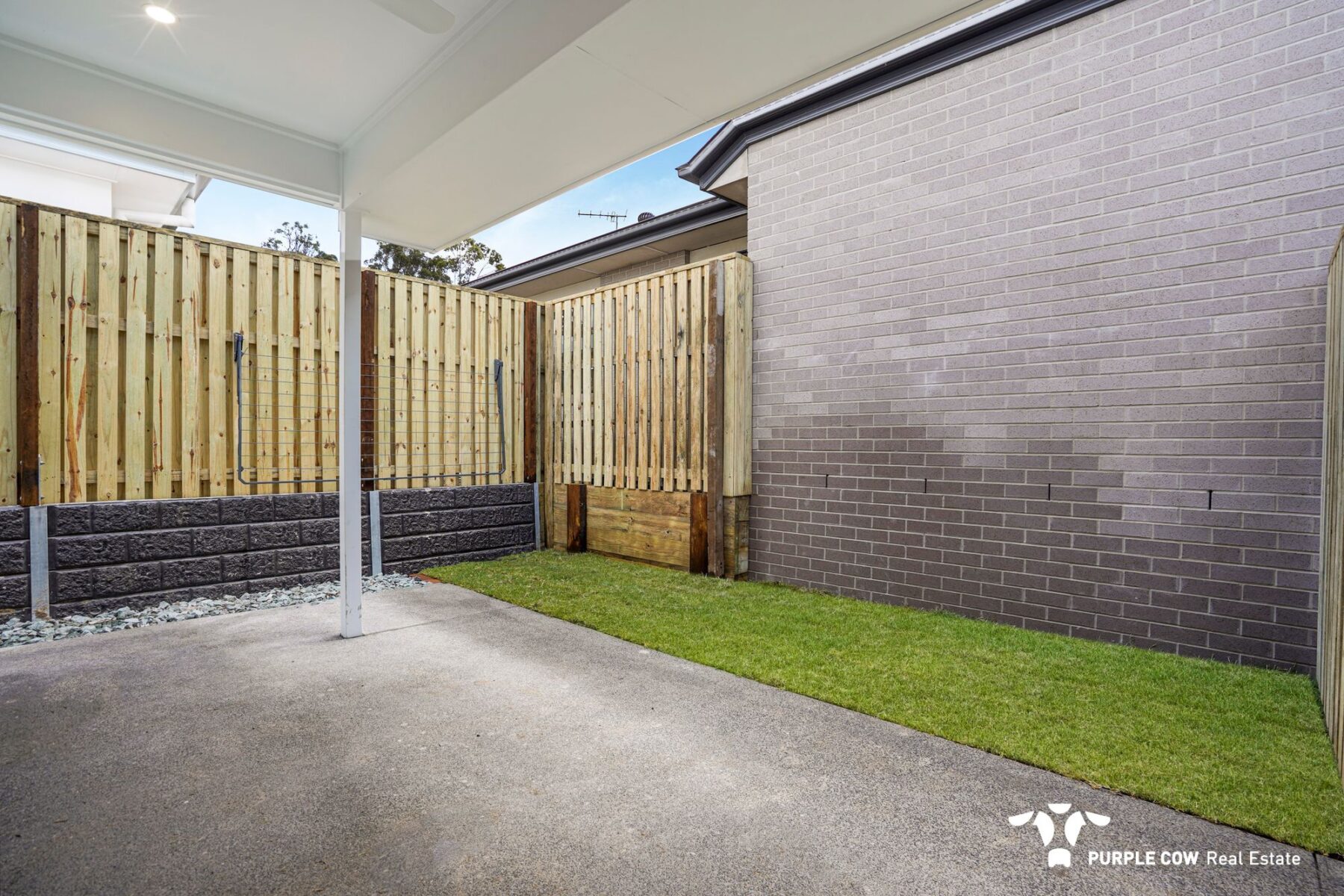 Rental: 2/9 Hymn Street, Narangba, QLD, 4504 photo-7