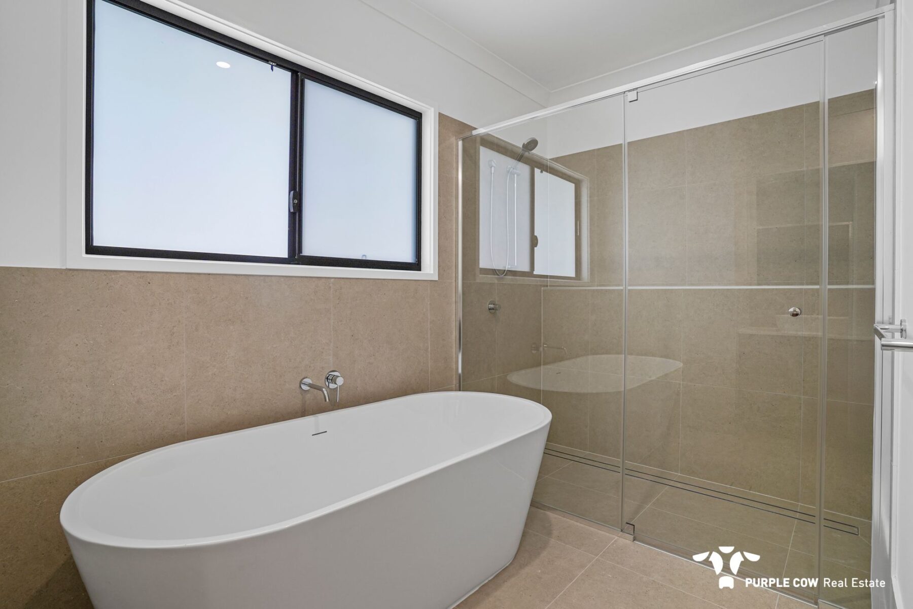 Rental: 11 Copland Place, Spring Mountain, QLD, 4300 photo-18