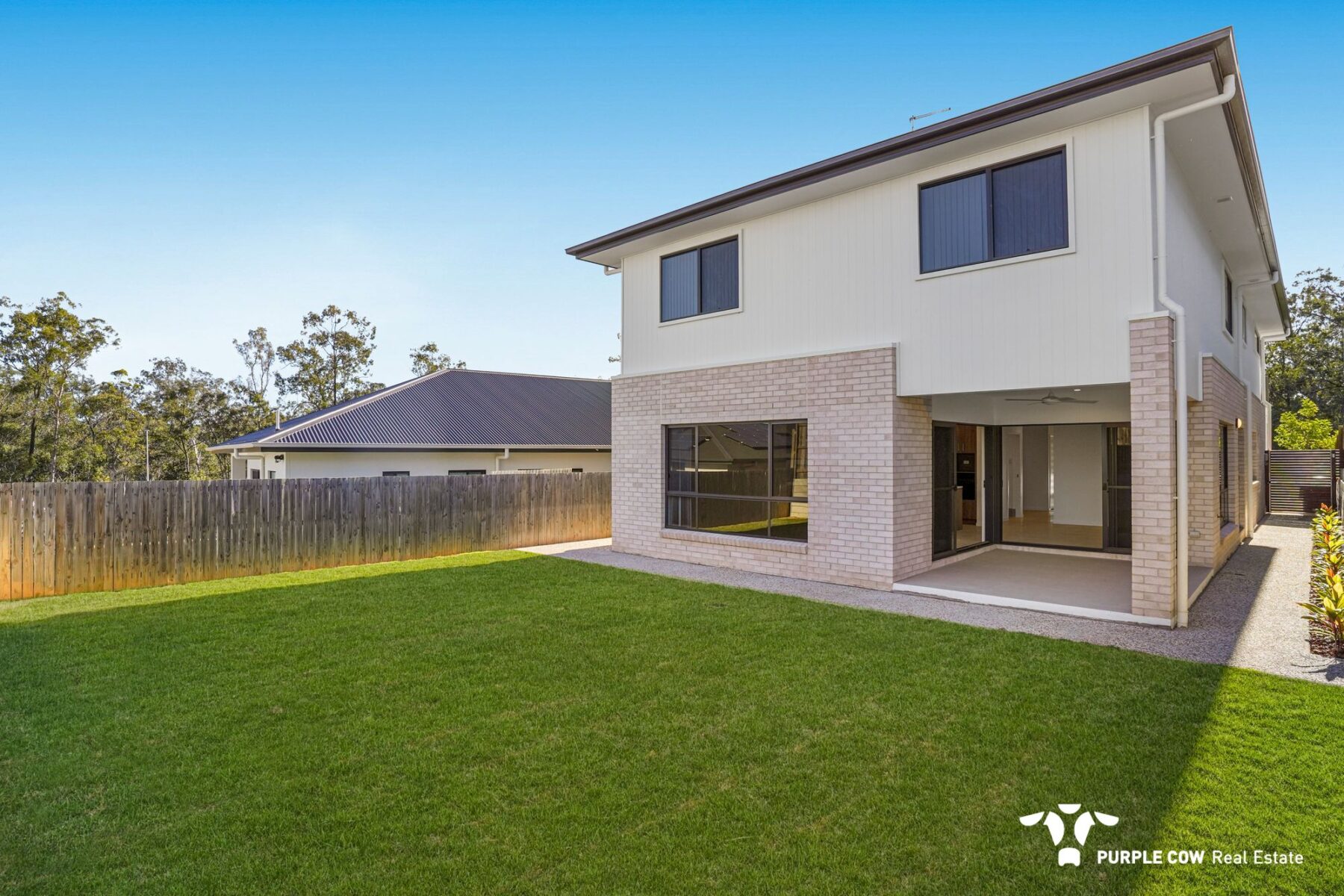 Rental: 11 Copland Place, Spring Mountain, QLD, 4300 photo-20
