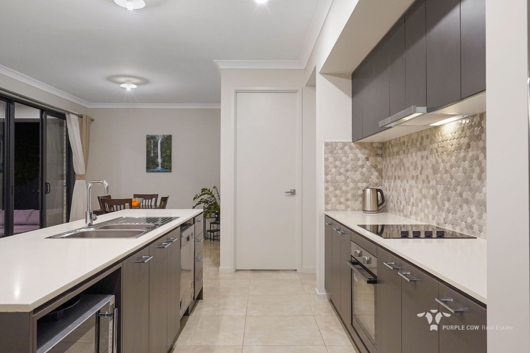 Property: 6 Illawarra Street, Redbank Plains, QLD, 4301 photo-4